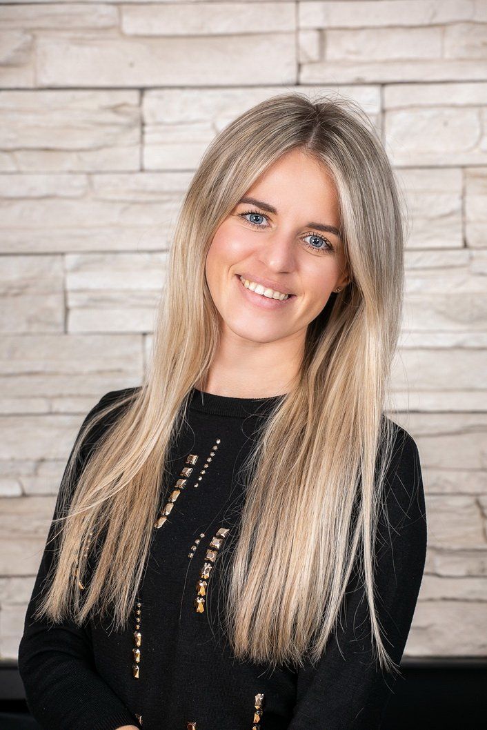 Анна Солнцева